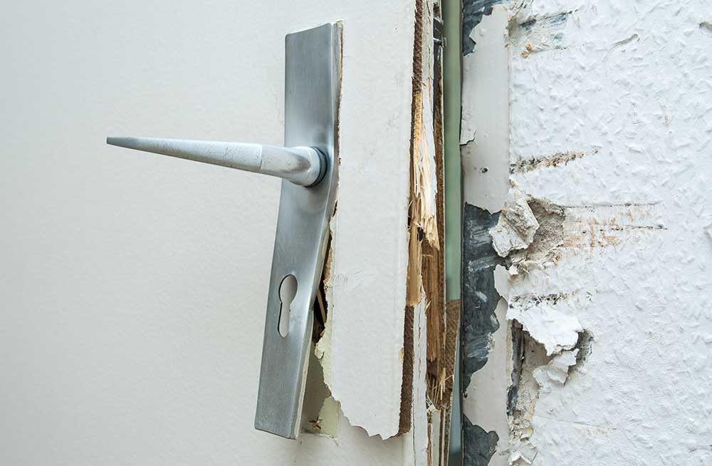 Damaged door and handle